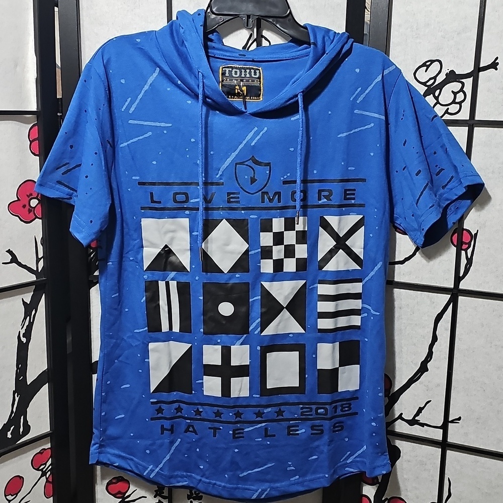 Toku Love More Hate Less Graphic Short Sleeve Hoodie Medium NWT